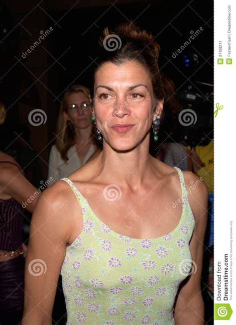 wendie malick bikini